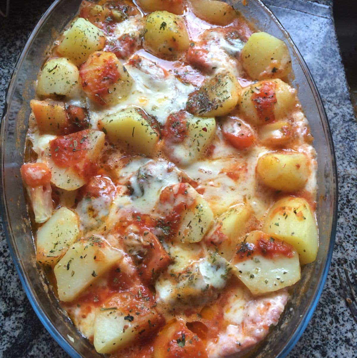 Délicieux gratin de pommes de terre au chorizo