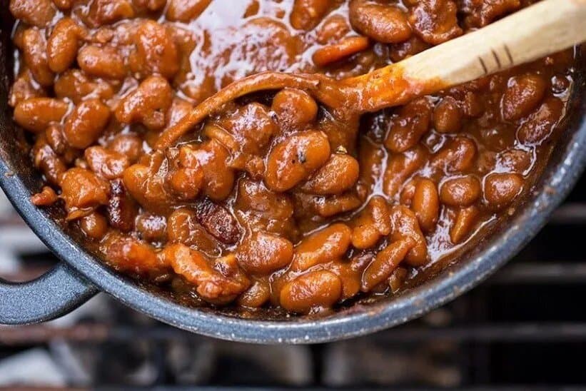 Haricots (madesu) à la sauce tomate