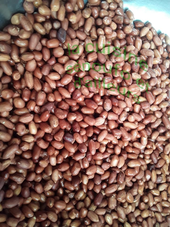 Arachides salées croustillantes