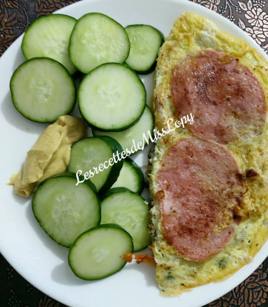 Omelette aux saucissons