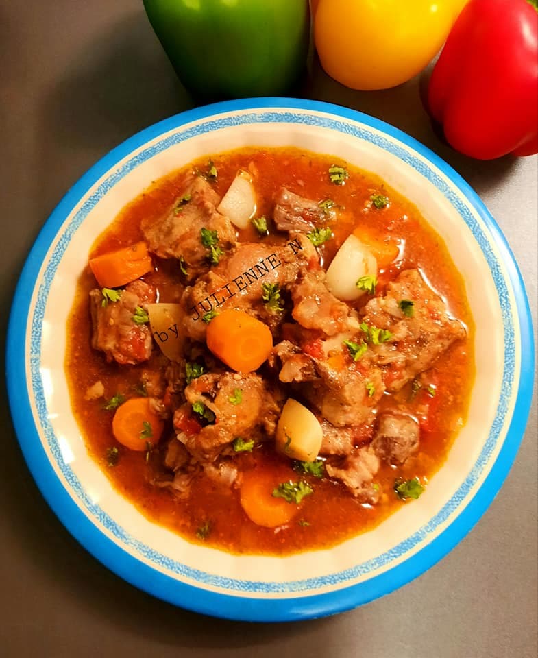 Bœuf à la tomate sans matière grasse.