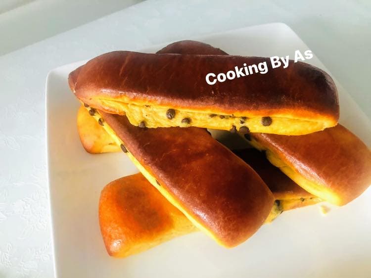 Les pains suisse pour le petit déjeuner