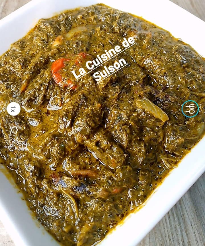 Les feuilles de manioc, le pkwem, saka saka, ou pondu