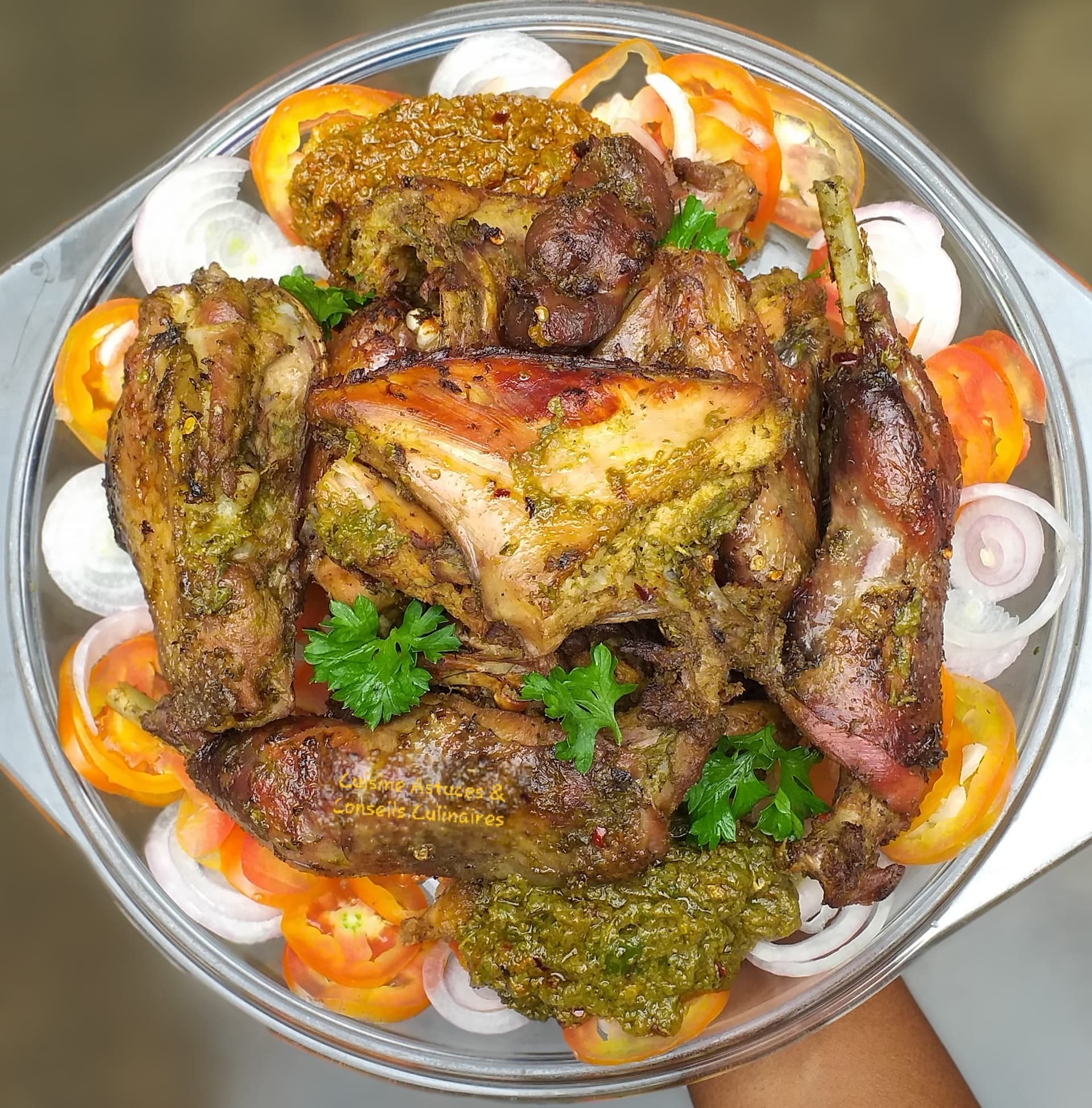 Pintade braisée aux deux marinades