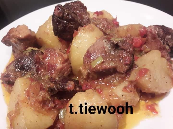 Pommes sautées au bœuf fumé