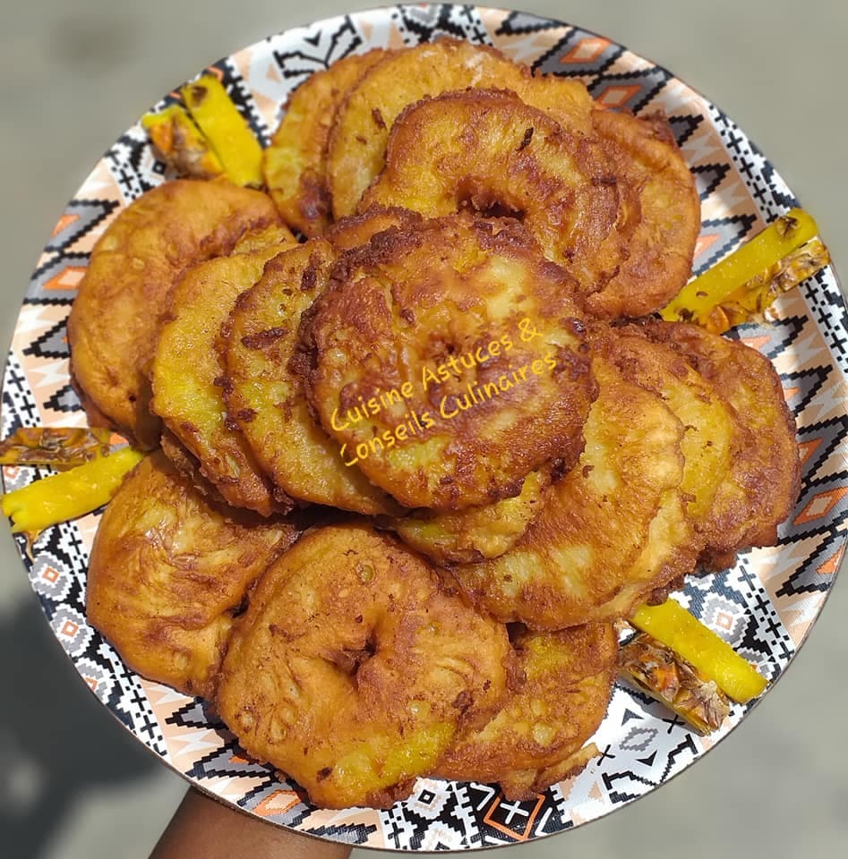 Beignets d’ananas à la cannelle.