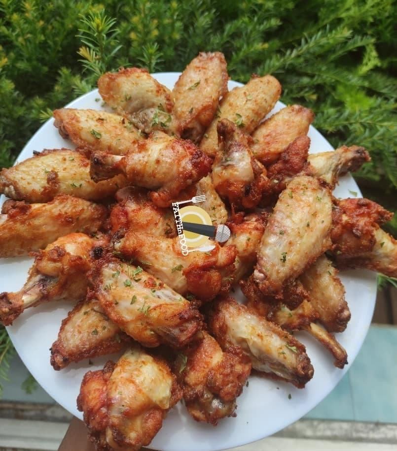 Ailes de poulets frits