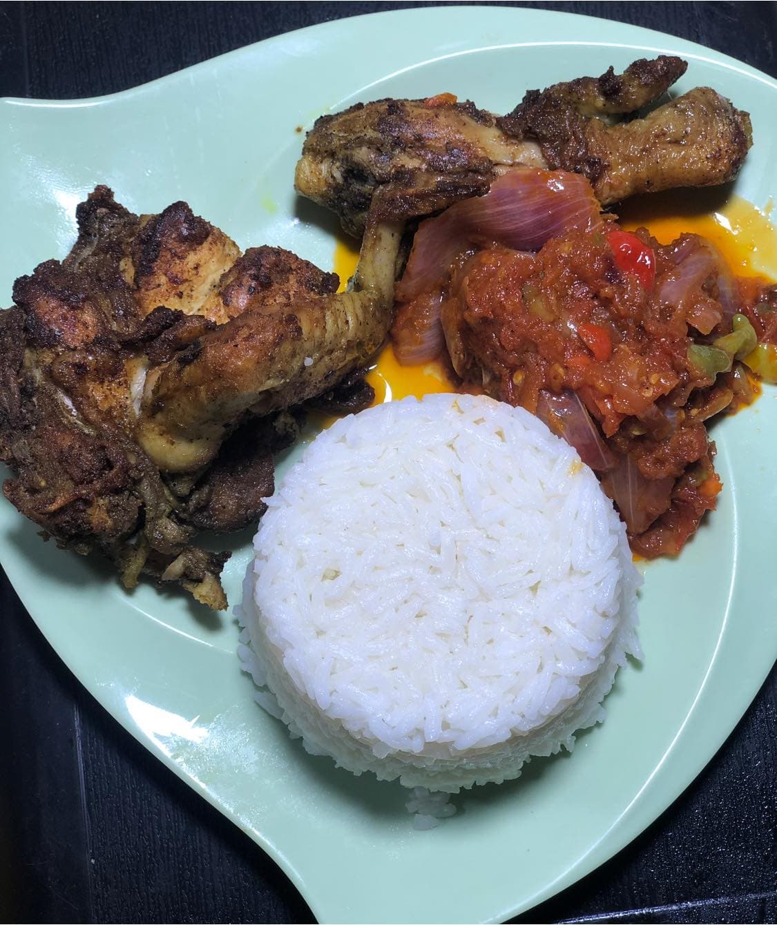 Poulet sauté avec du riz