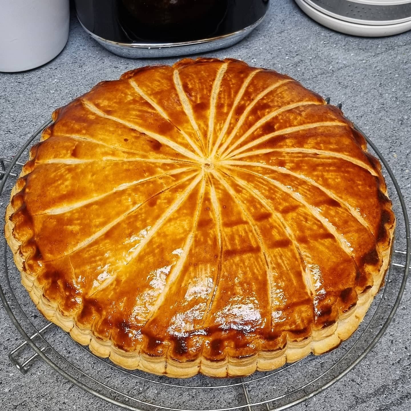 Galette des Rois à la frangipane : croustillante, dorée et irrésistible