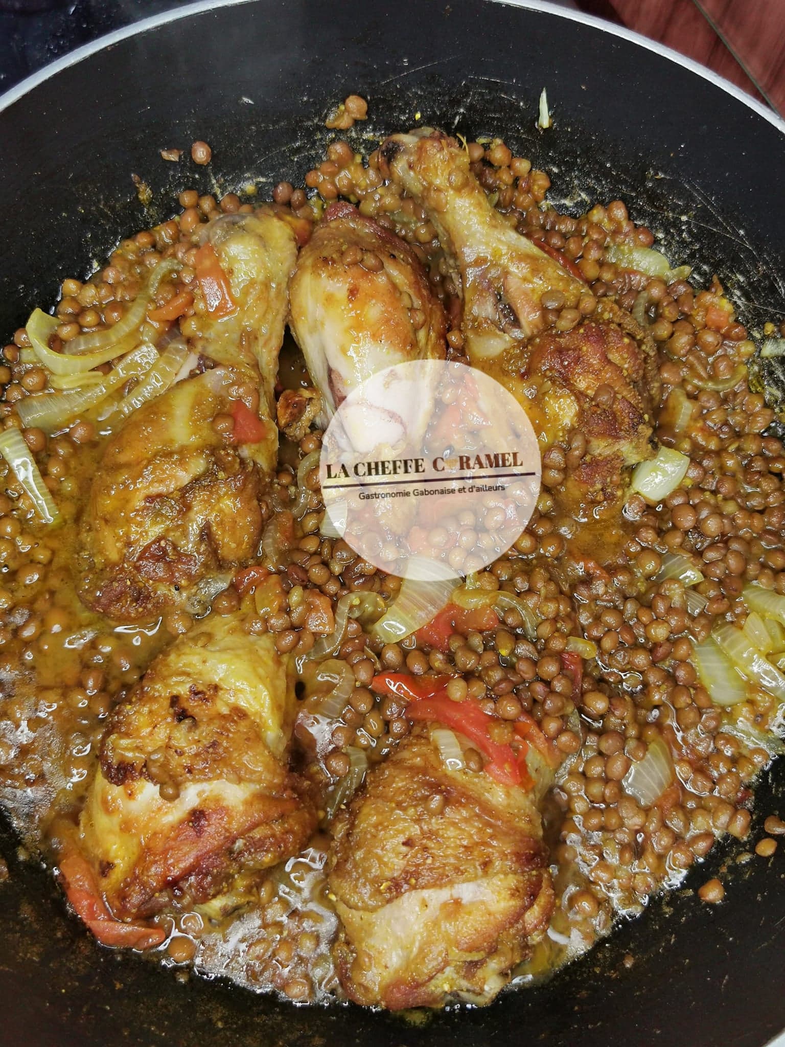 Pilons de poulet frit au lentilles