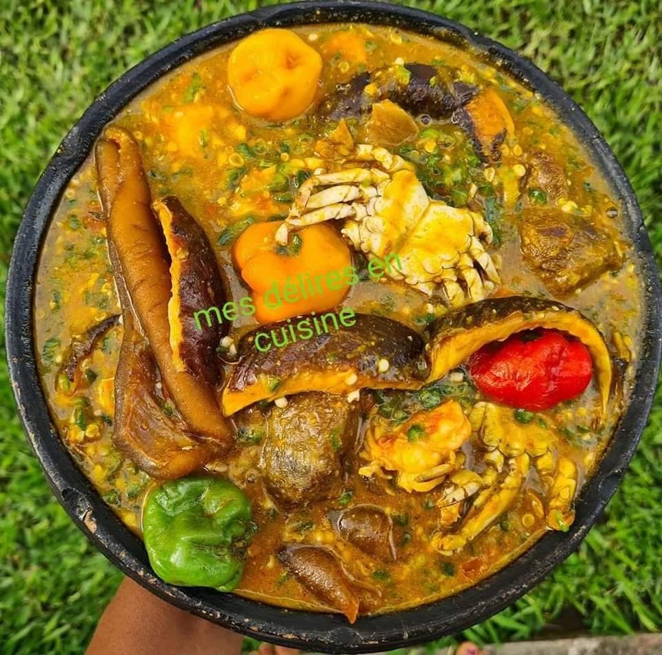 Sauce gombo aux jus de noix de palme