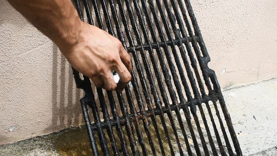 Astuces pour nettoyer sa grille de barbecue