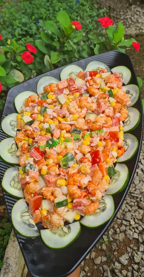 Salade de légumes aux crevettes
