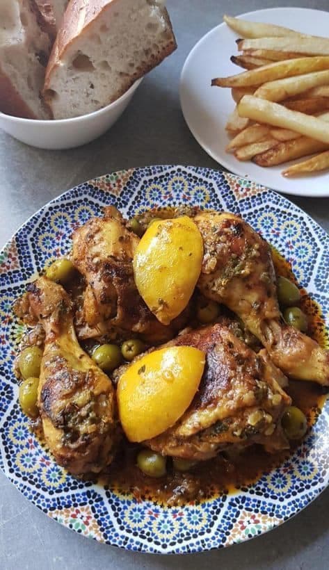 Tajine de poulet aux olives et citron confit : recette marocaine