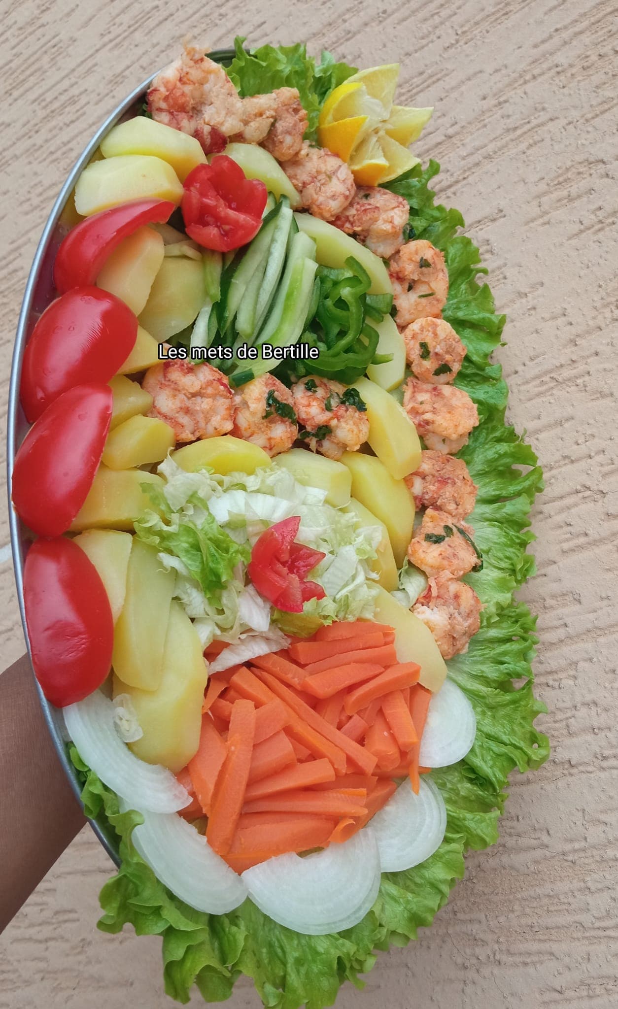 Salade de crevettes à la sauce cocktail