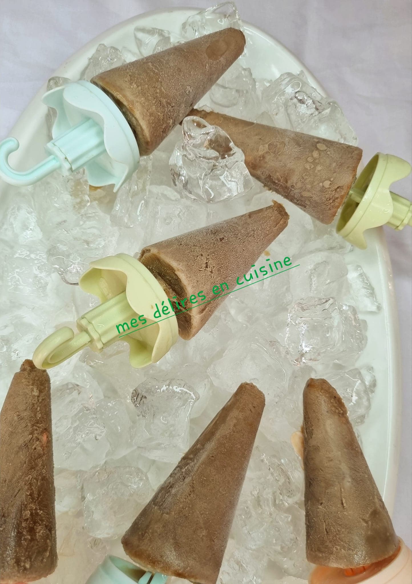 Bâtonnet de glace à la poudre de cacao