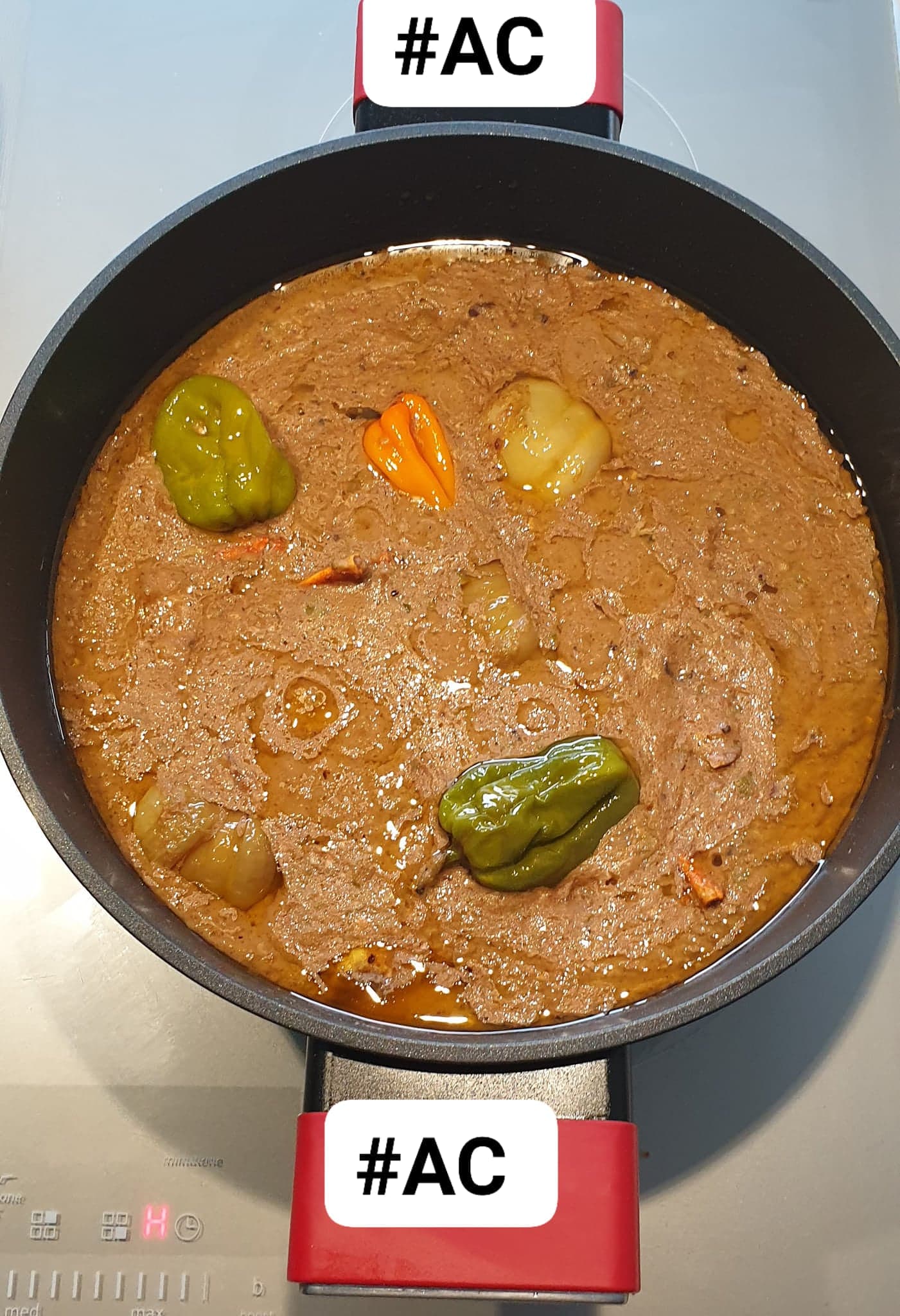 Sauce gombo avec la pâte d’arachide