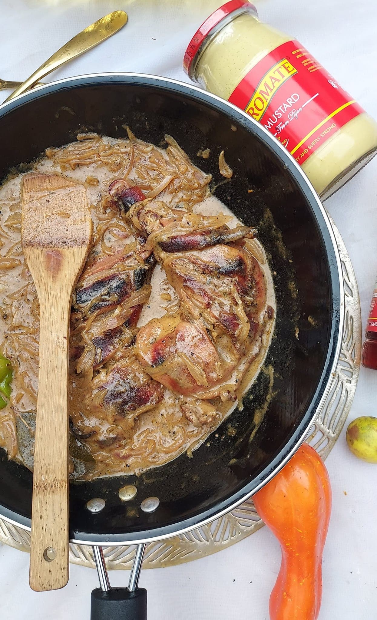 Yassa poulet aux oignons : recette