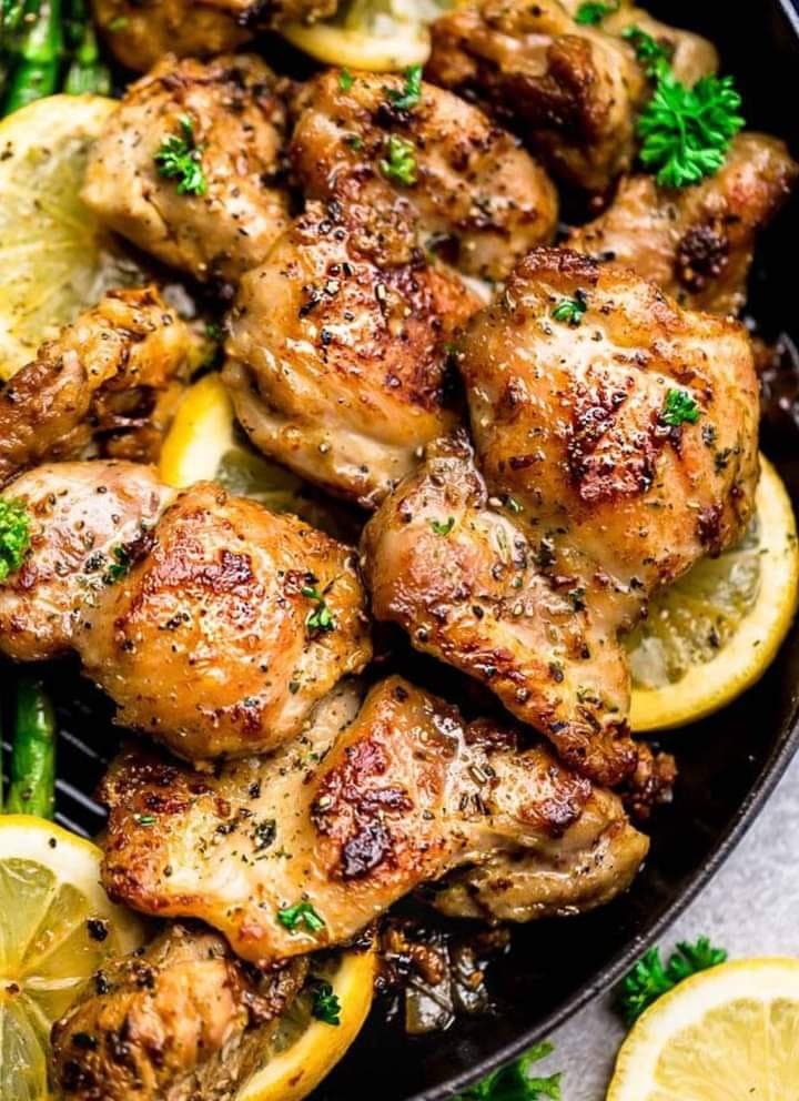 Poulet beurré au citron : recette fondante