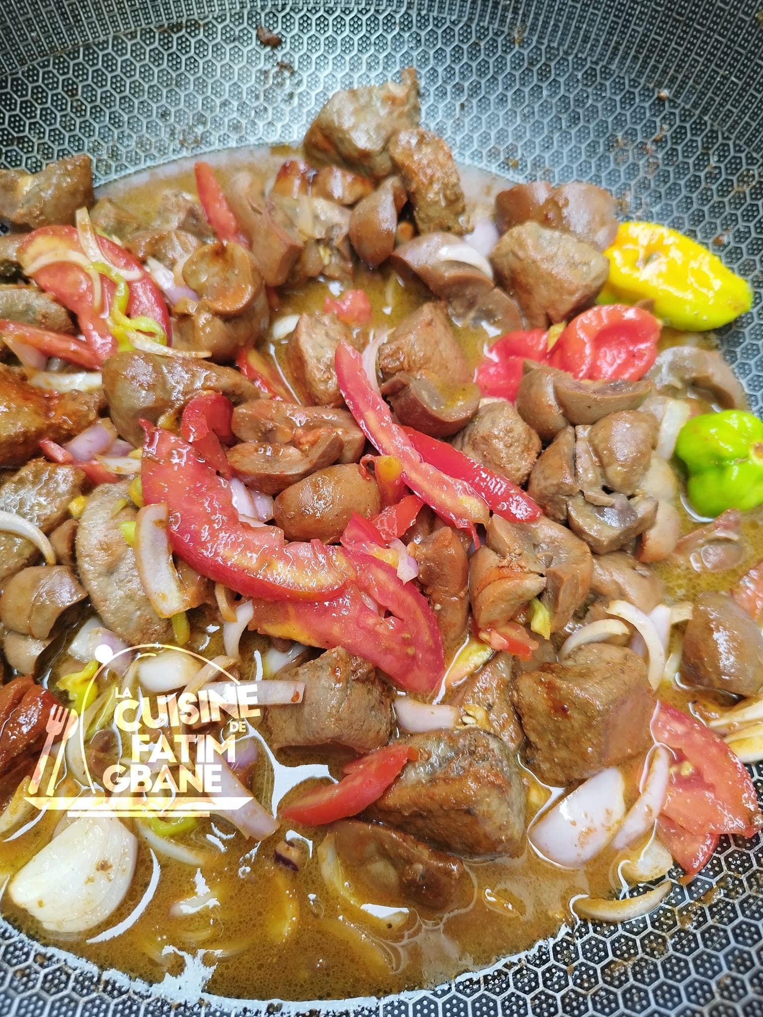 Rognon et foie de bœuf sautés : un duo tendre et savoureux pour ce soir