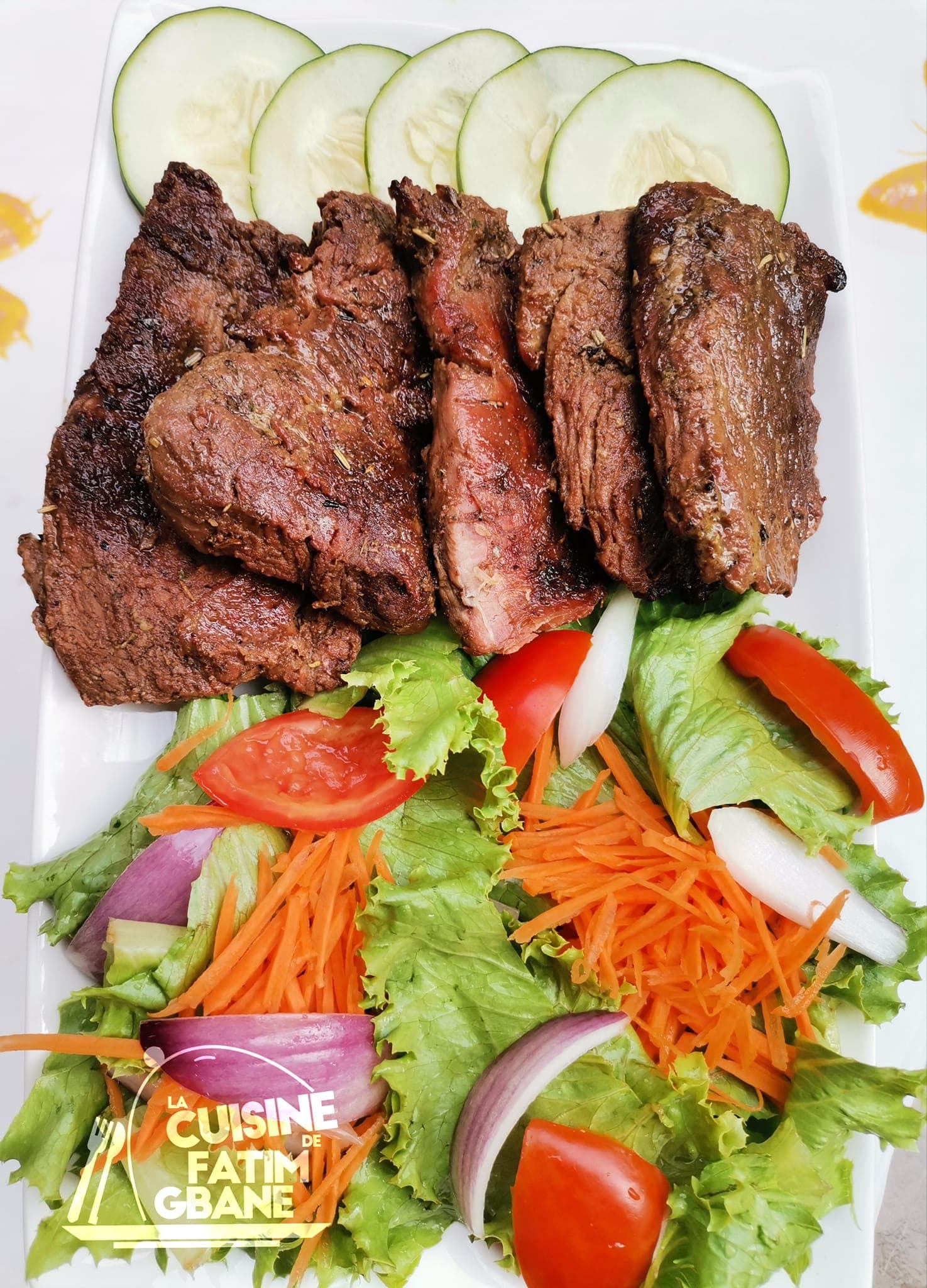 Steak de bœuf grillé et salade fraîche : un duo irrésistible