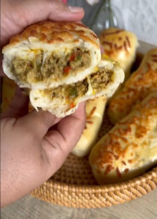 Petits pains briochés farcis : recette moelleuse