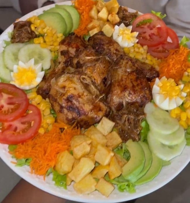 Salade africaine gourmande : recette fraîche et colorée