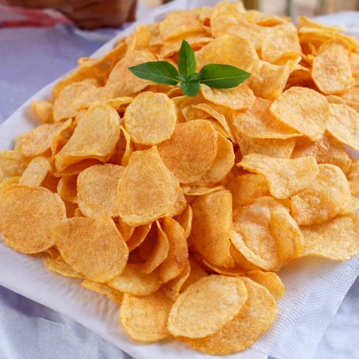 Chips de pomme de terre maison — croustillantes et légères