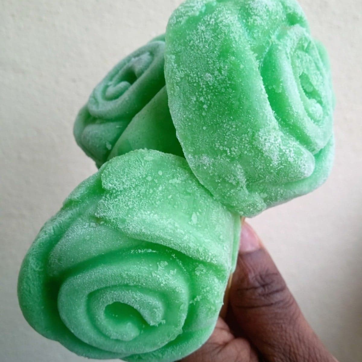 Jus de menthe au lait