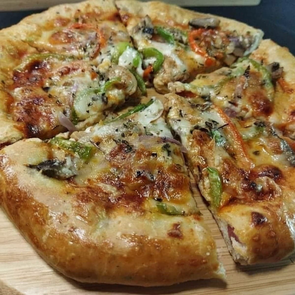 Pizza au poulet fumé un délice 👌