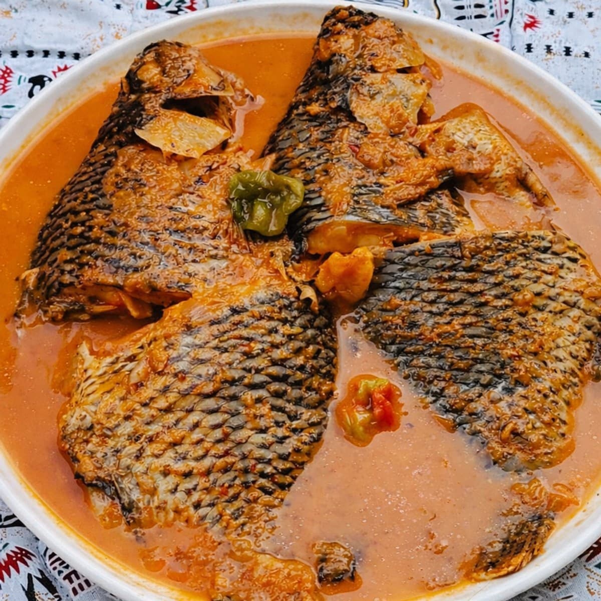 Une délicieuce sauce claire au poisson frais pour le plaisir