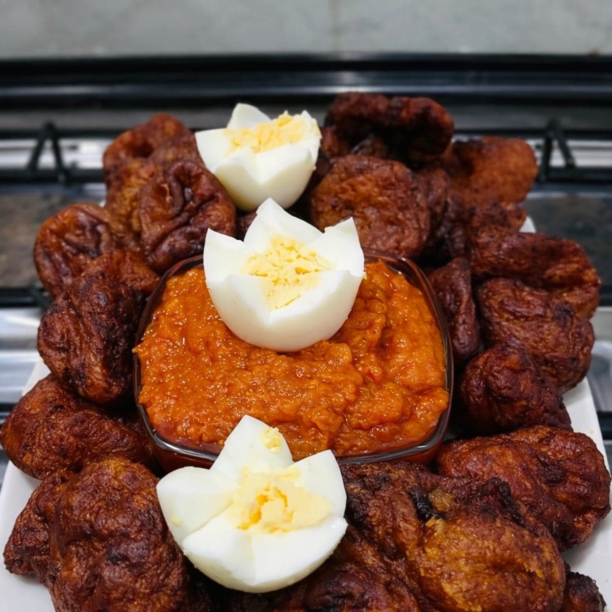 Beignets de bananes plantains appelés en cote d’ivoire claco
