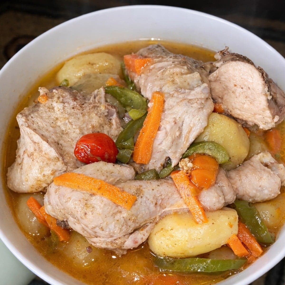 Bouillon de pommes au poulet