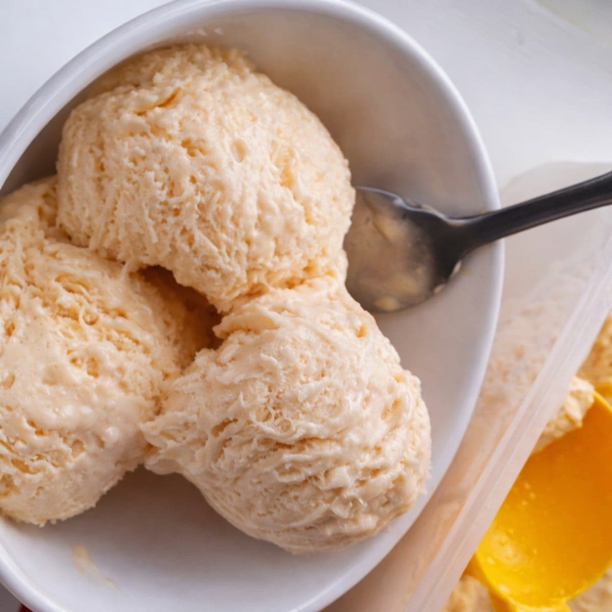 Glace à la vanille