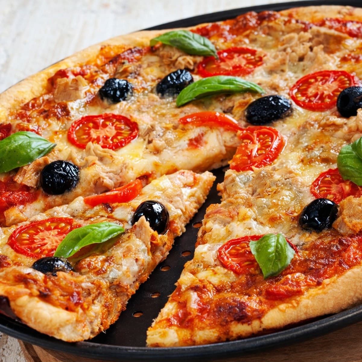 La meilleure façon de réchauffer une pizza sans que la pâte devienne trop molle.