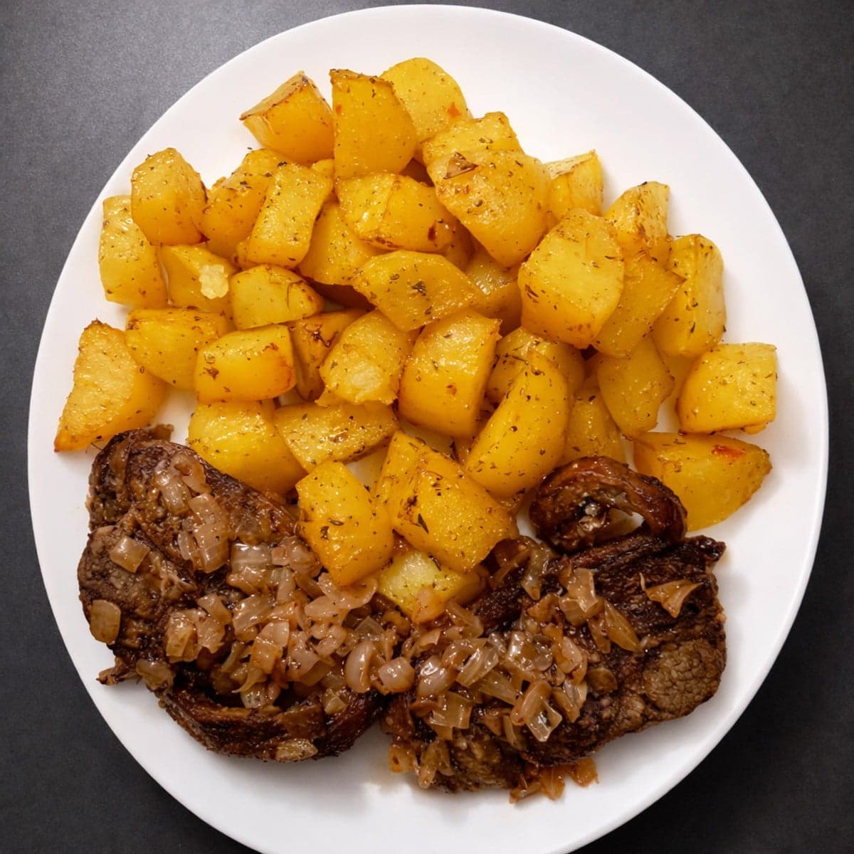 Pommes de terre or au four et p’tites cotes d’agneau