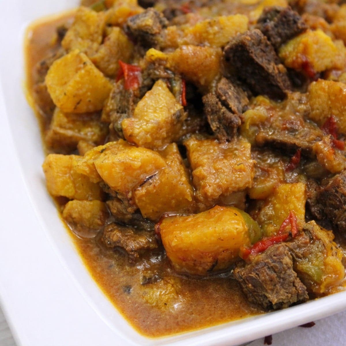 Ragout de plantain au bœuf