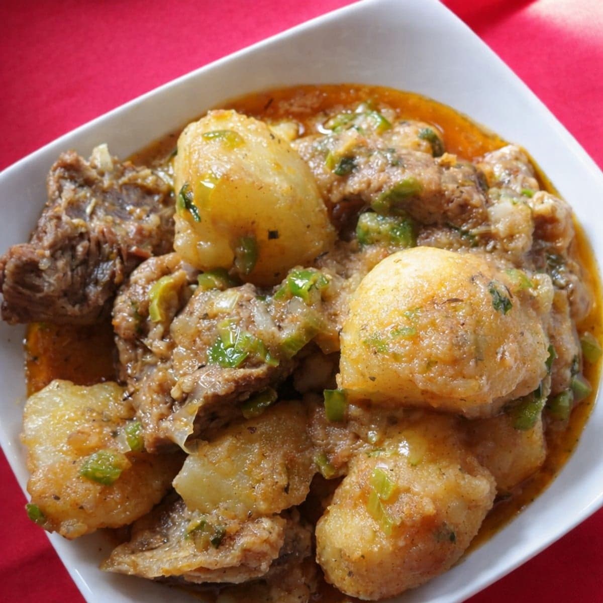 Ragoût de pommes de terre bien assaisonné : recette