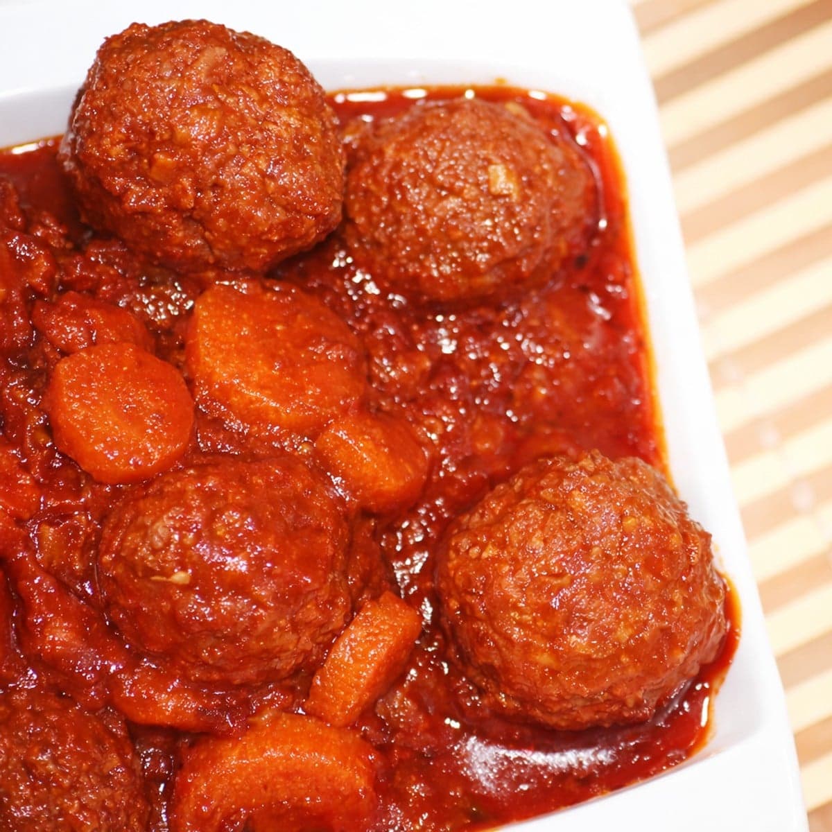 Recettes boulettes de viande à la sauce tomate.