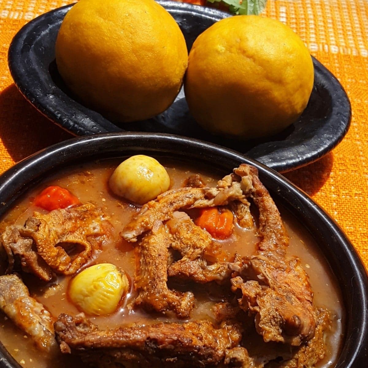 Sauce claire au poulet feat foutou banane.