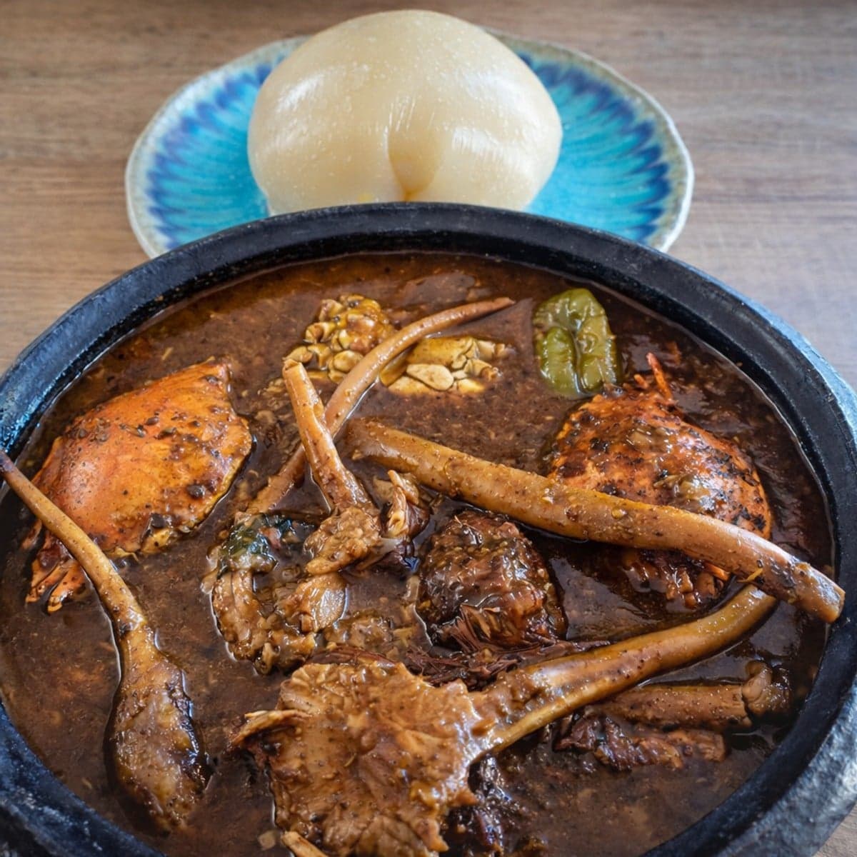 Sauce djoumgblé et son placali