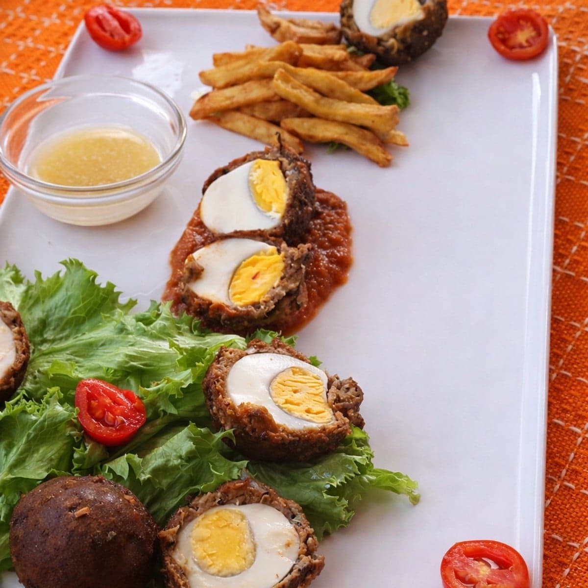 Boulettes de poisson farcies aux oeufs durs