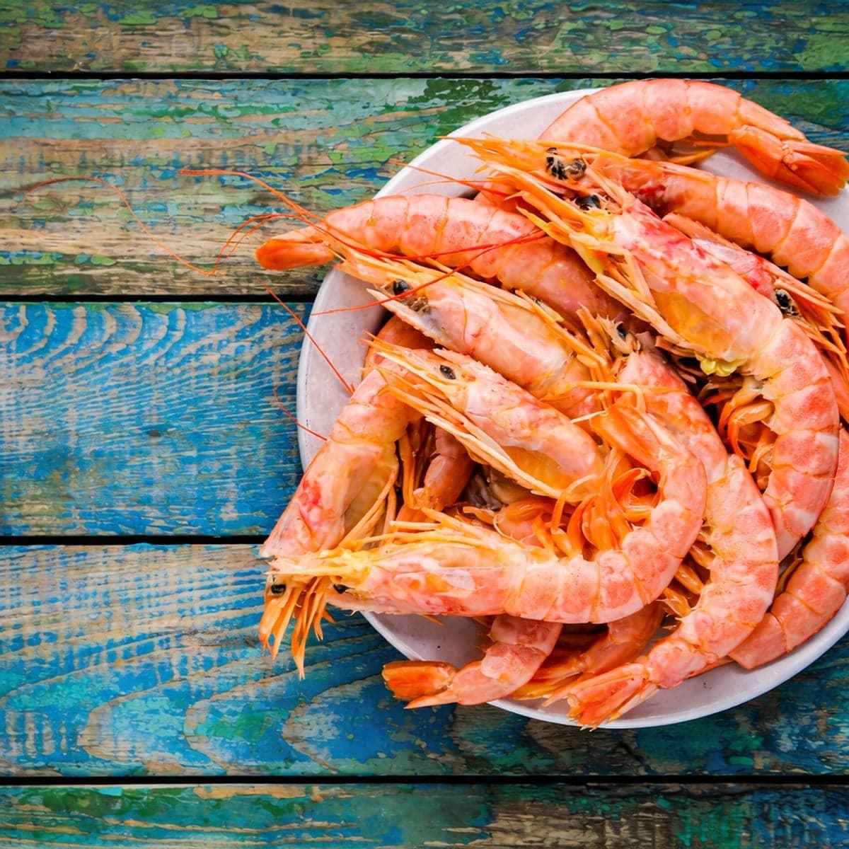 Comment congeler des crevettes fraîches avant ou après ébullition ?