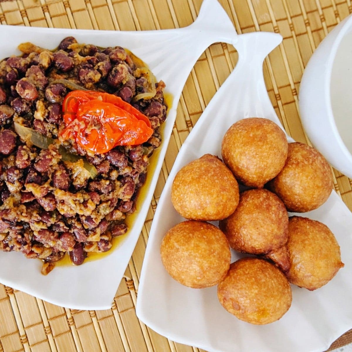 Du haricot sauté aux beignets