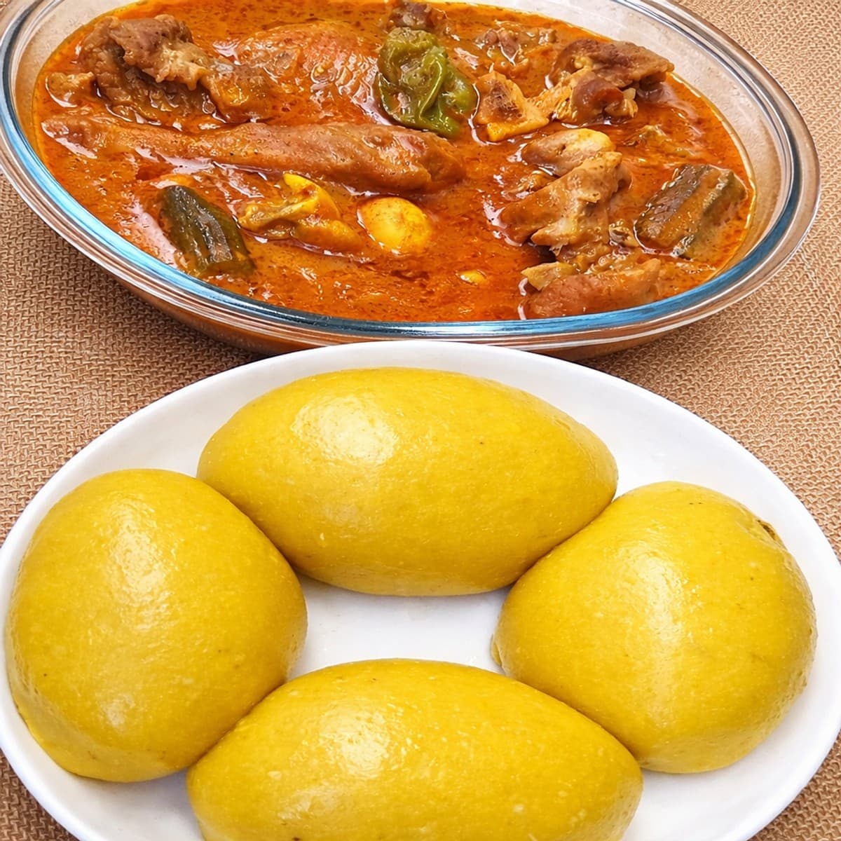 Foutou banane à la sauce arachide : recette