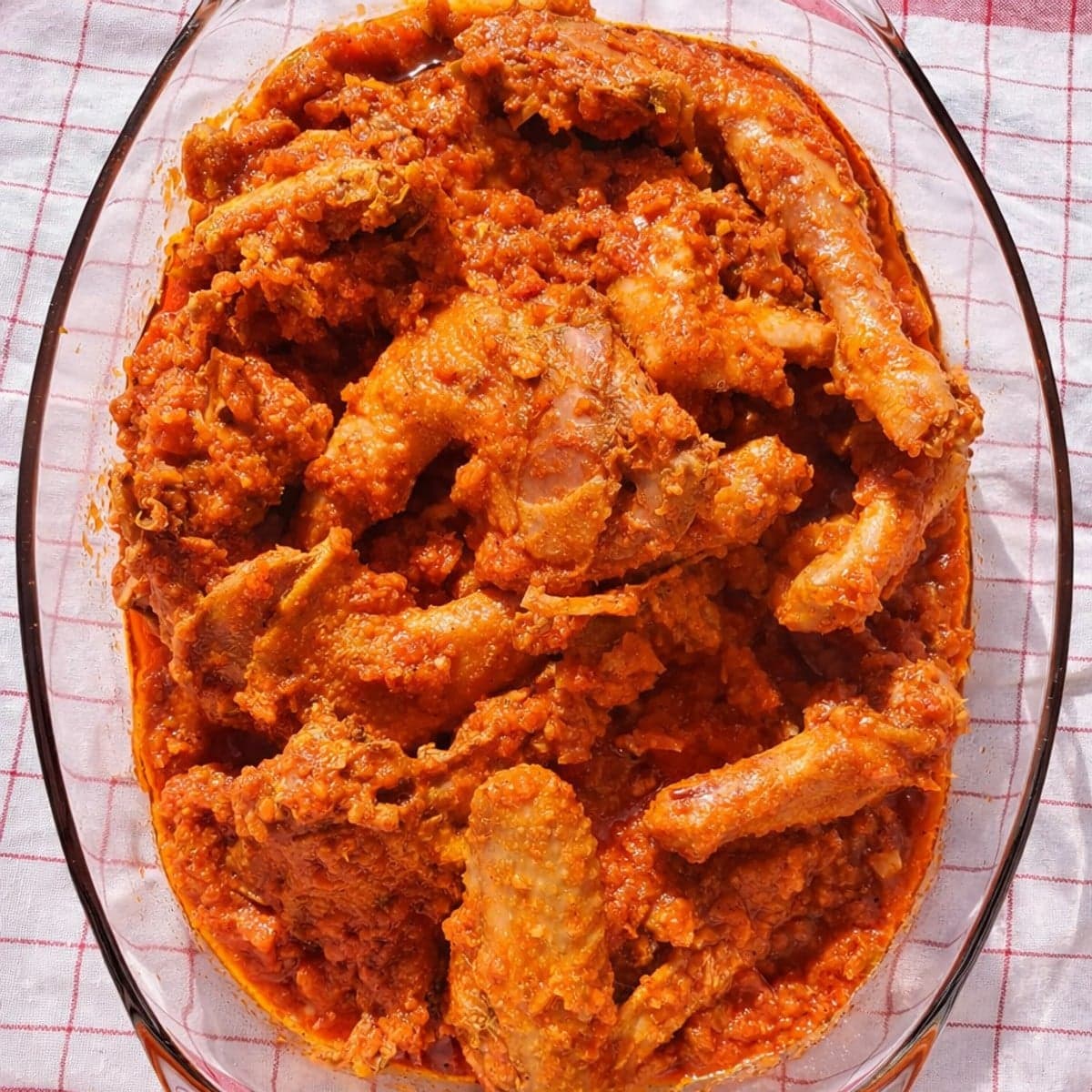 Kedjenou de poulet fermier à l’estragon et au gingembre