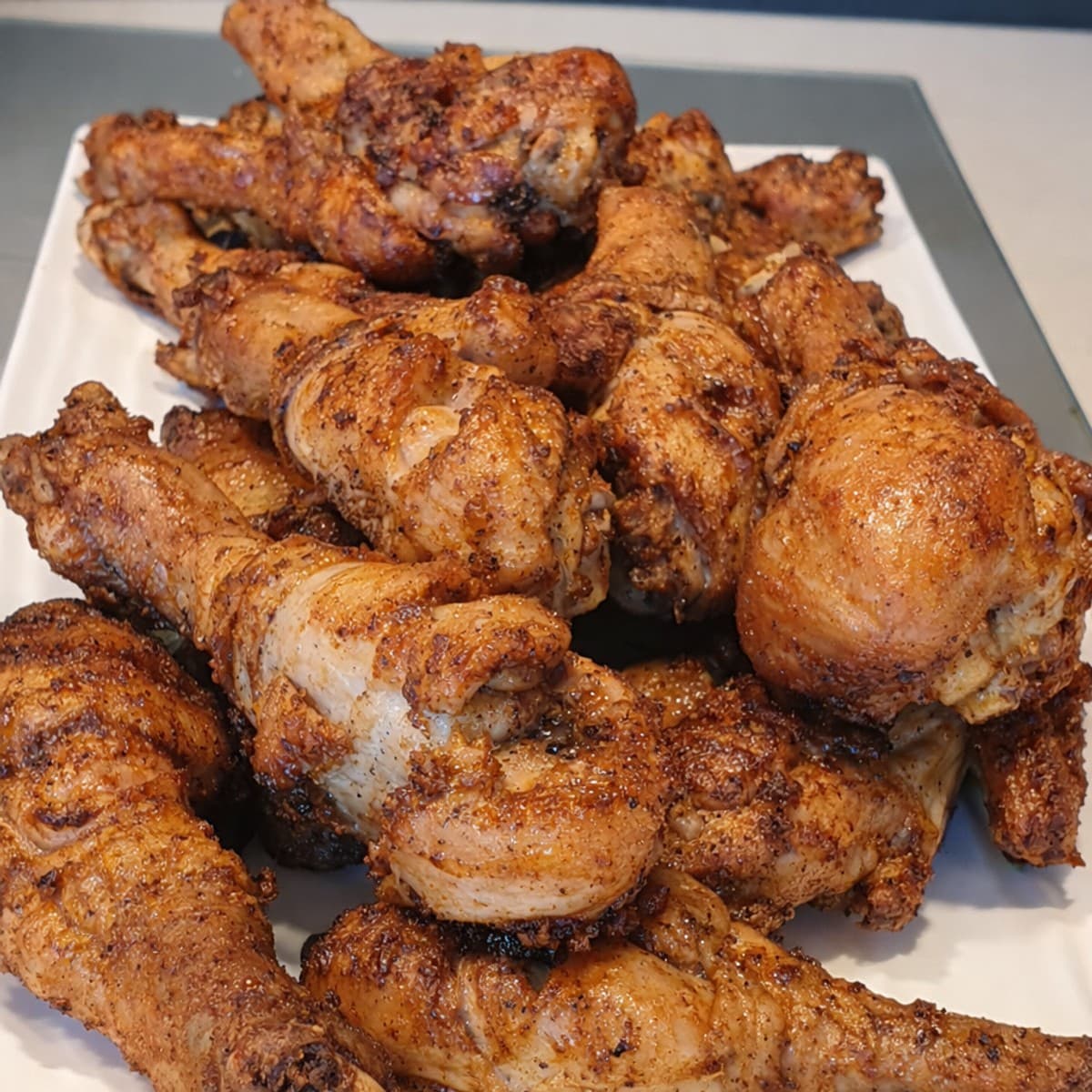 Pilons de poulet frits accompagnement au choix avec la salade de fruits 😋👌