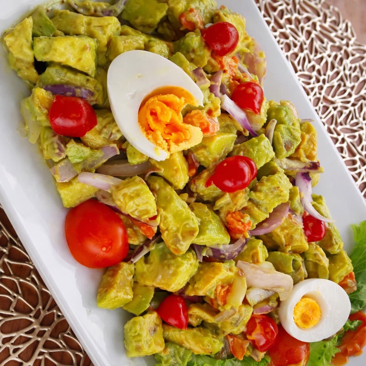 Salade d’avocats aux œufs durs