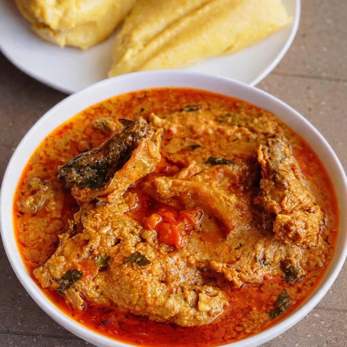 Sauce de noix de palme et macabo râpé : recette