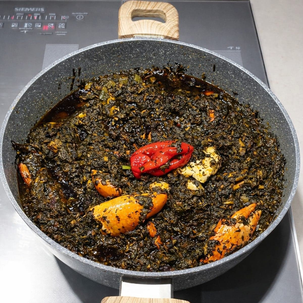 Sauce feuilles aux épinards et gombos